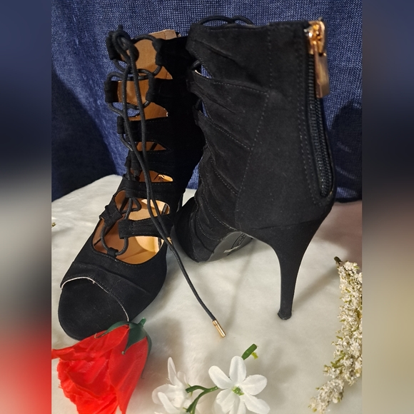 ANNE MICHELLE black Shoes size 8 - Picture 2 of 9